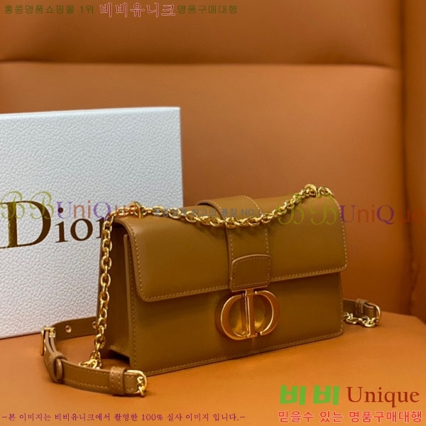 #��� 30 ���״� �̽�Ʈ ����Ʈ ü�ι� M9334-205