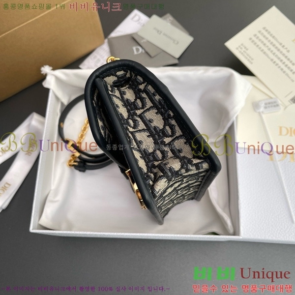 #��� 30 ������ �̽�Ʈ ����Ʈ ü�� �� M9334-307