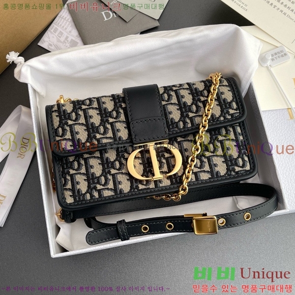 #��� 30 ������ �̽�Ʈ ����Ʈ ü�� �� M9334-307