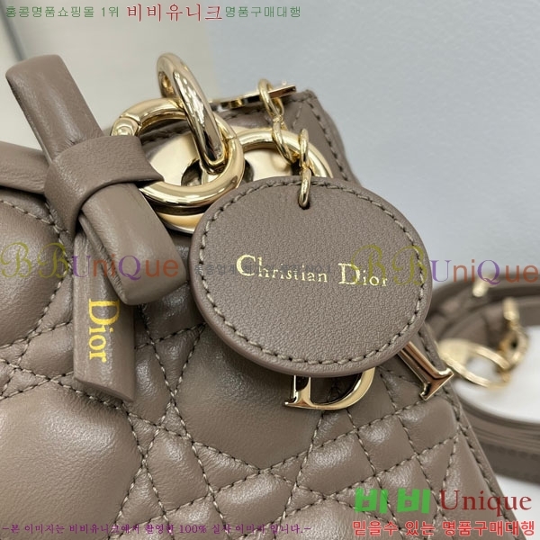 #��� ���� ���̵�� �̴� M0057-102